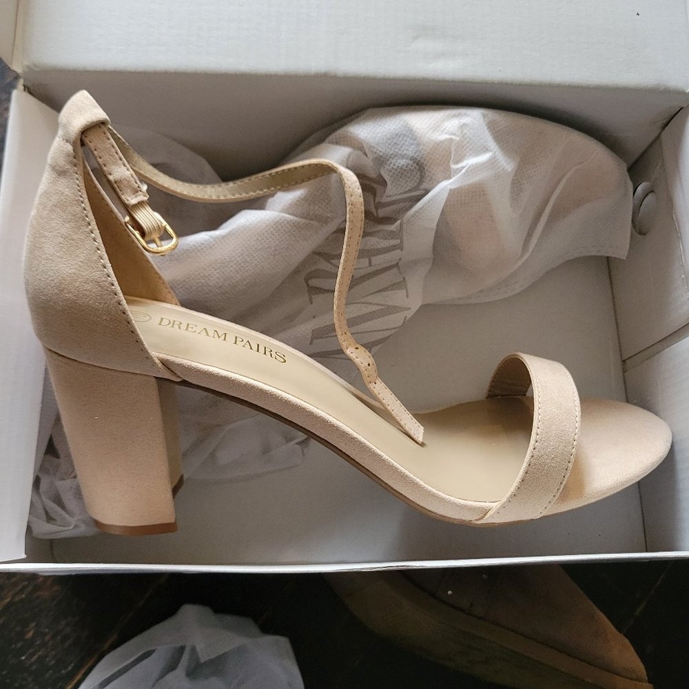 Dream pair chunk heels